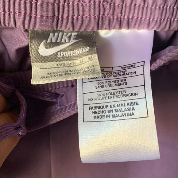 NIKE Sportswear Drawstring Purple Crop Pants - Picture 3 of 6